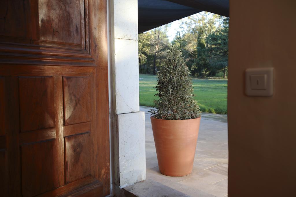 Bed and Breakfast La Maison R Pignans Экстерьер фото